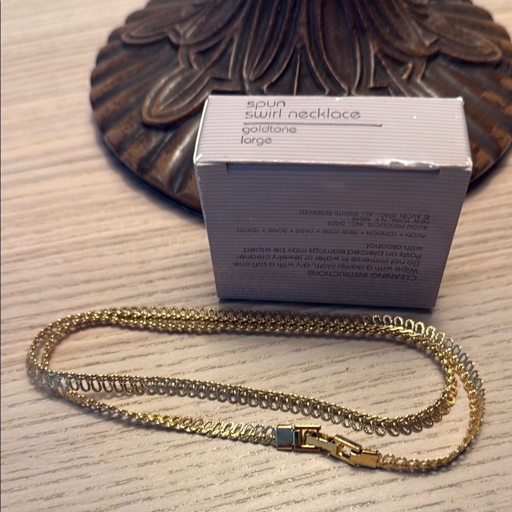 Avon Goldtone Spun Swirl Necklace